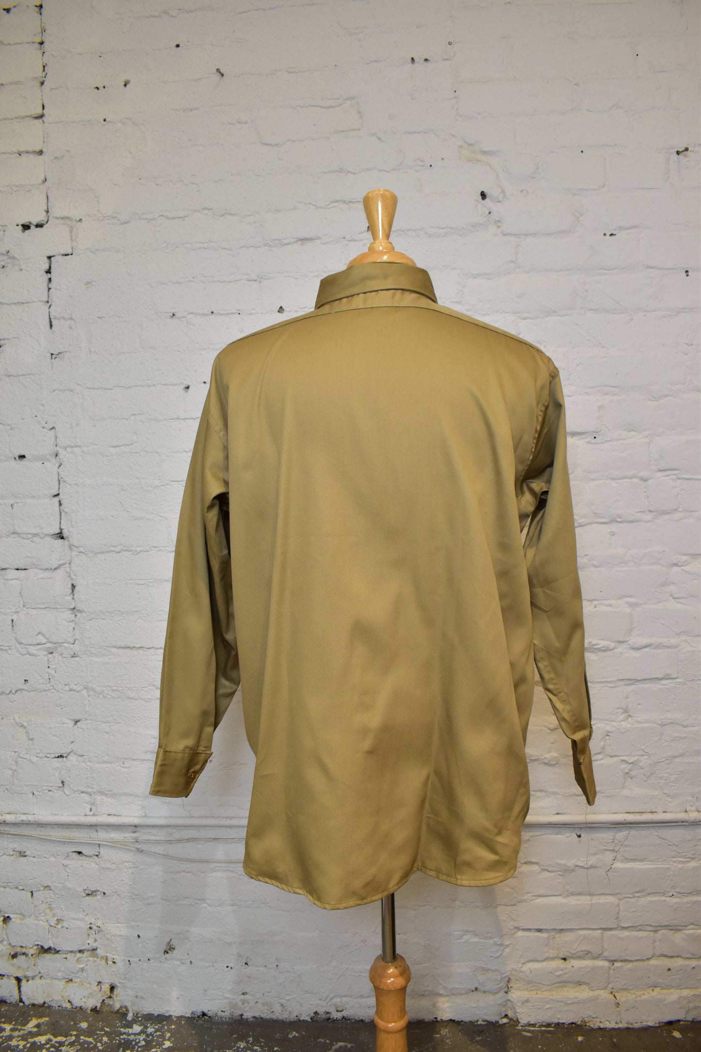 Vintage 1960s Levis Wash & Wear Tab Twills Khaki Button Down Shirt