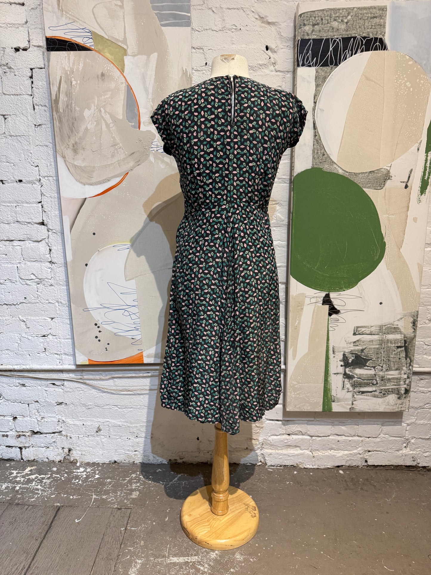 Vintage 1940s 1950s Muted Abstract Silk Day Dress