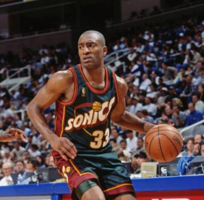 Vintage 1996 Sonics Hersey Hawkins Signed T-shirt