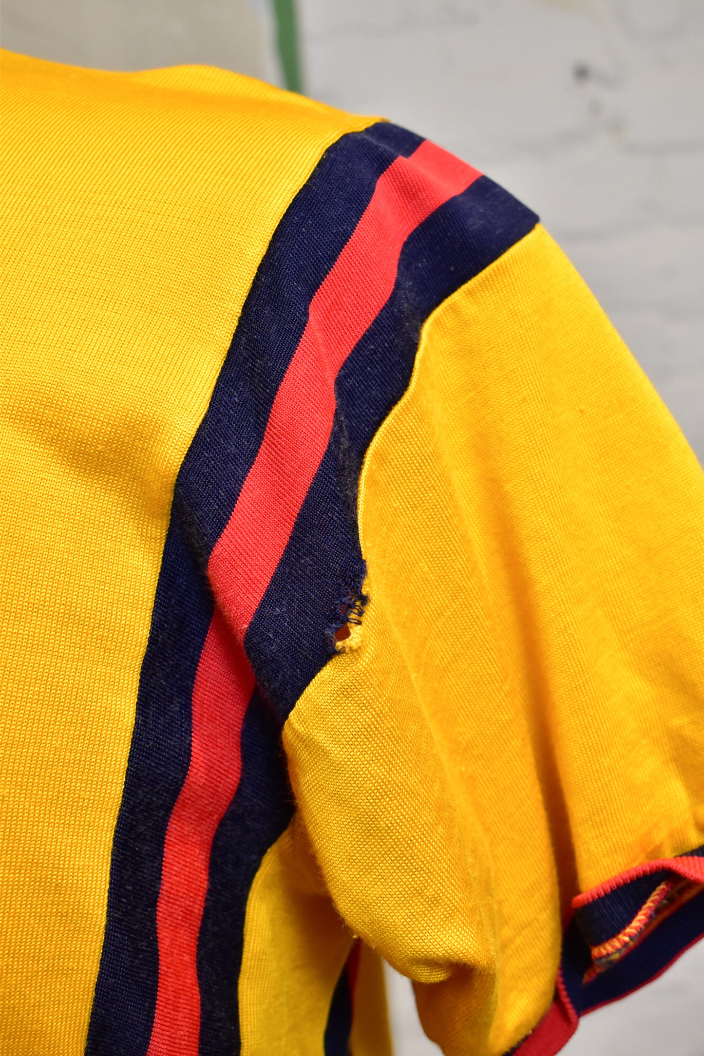 Vintage 60s/70s "Northgate Open Bible" Short Sleeve Knit Jersey