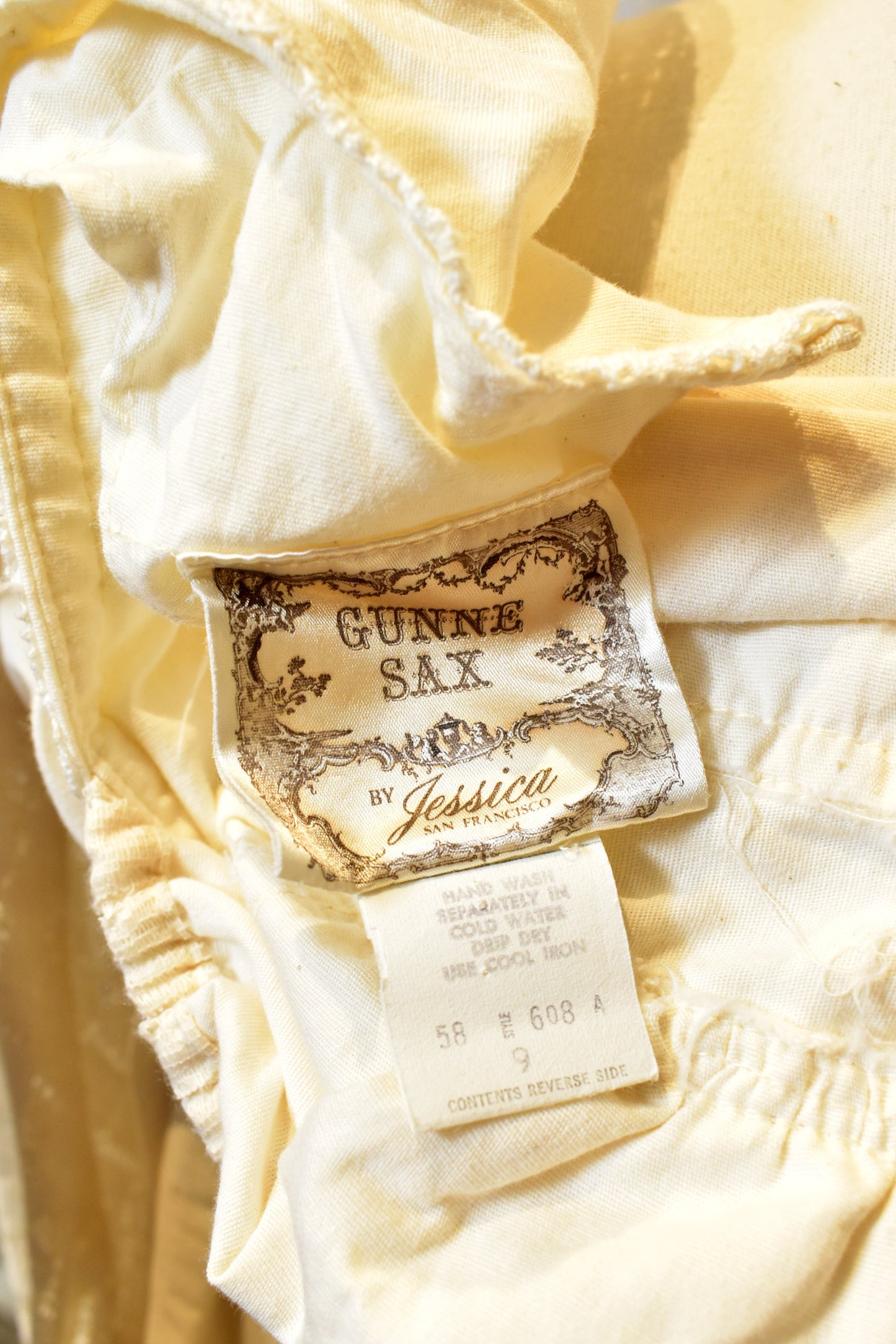 Vintage 1960's "Gunne Sax" Cream Cotton Mutton Sleeve Lace Gown