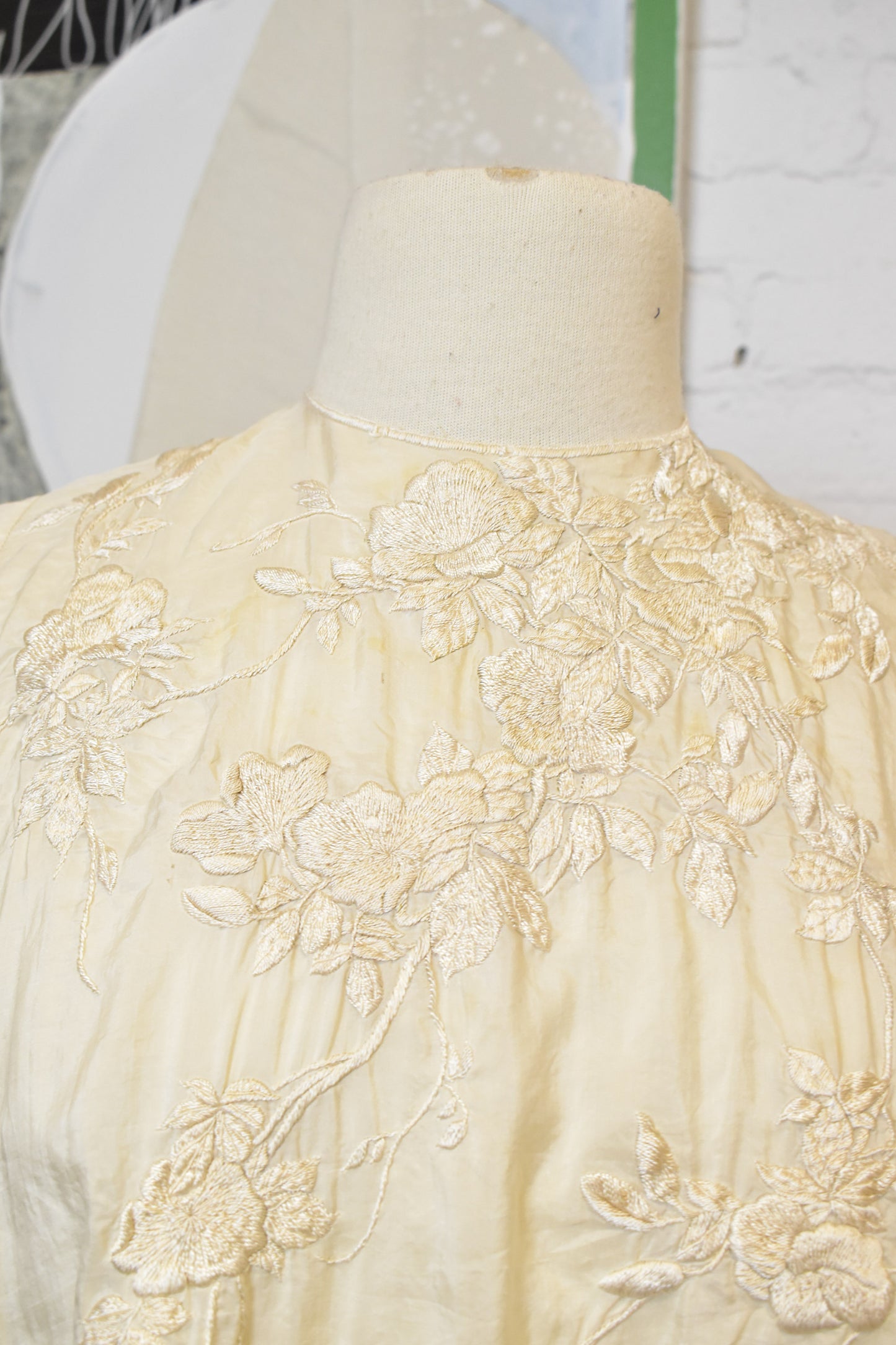 Antique 1910s Delicate Embroidered Floral Silk Blouse