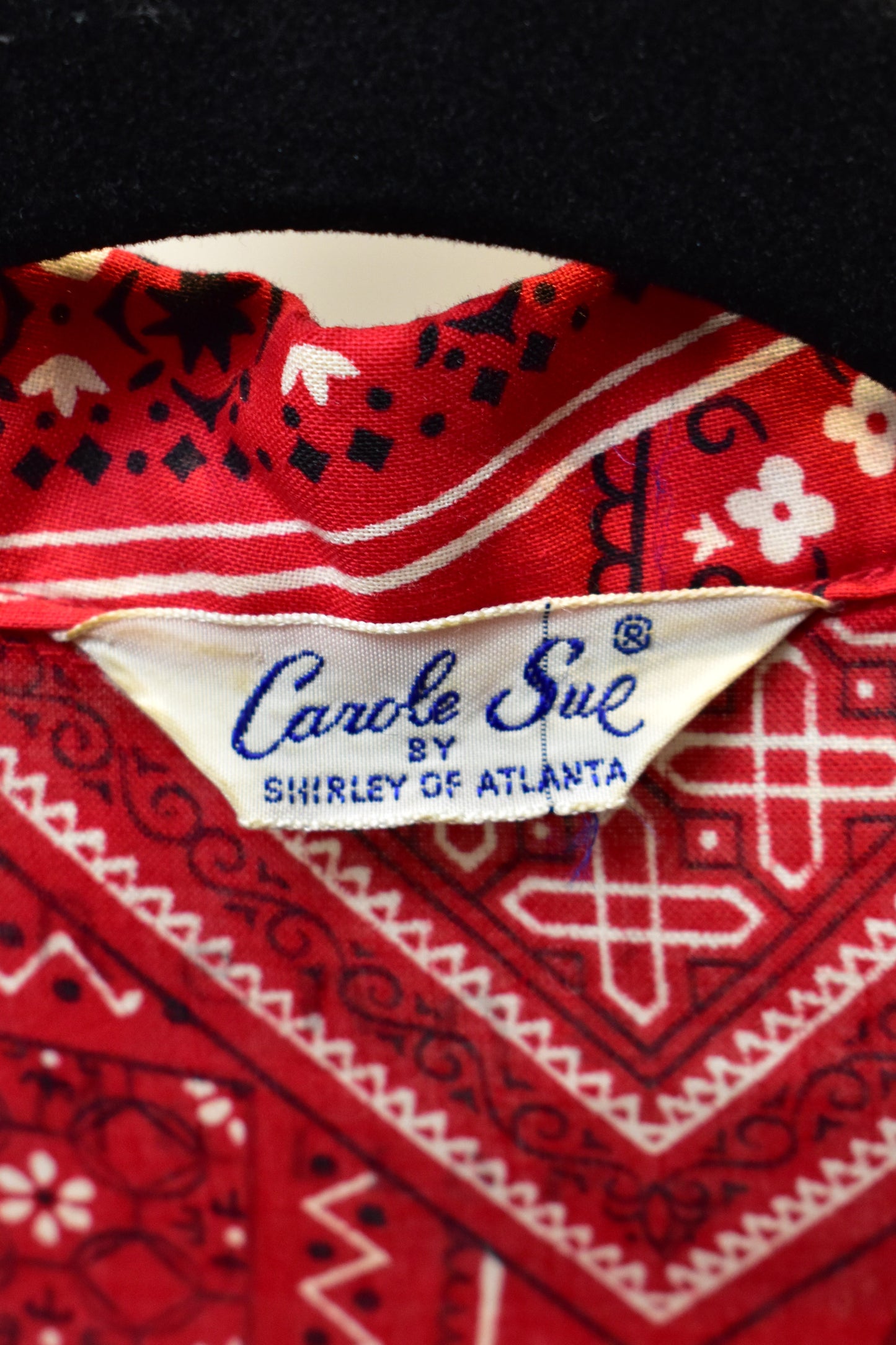 Vintage 60s/70s Carole Sue Red Bandana Print Short Sleeve Shirt