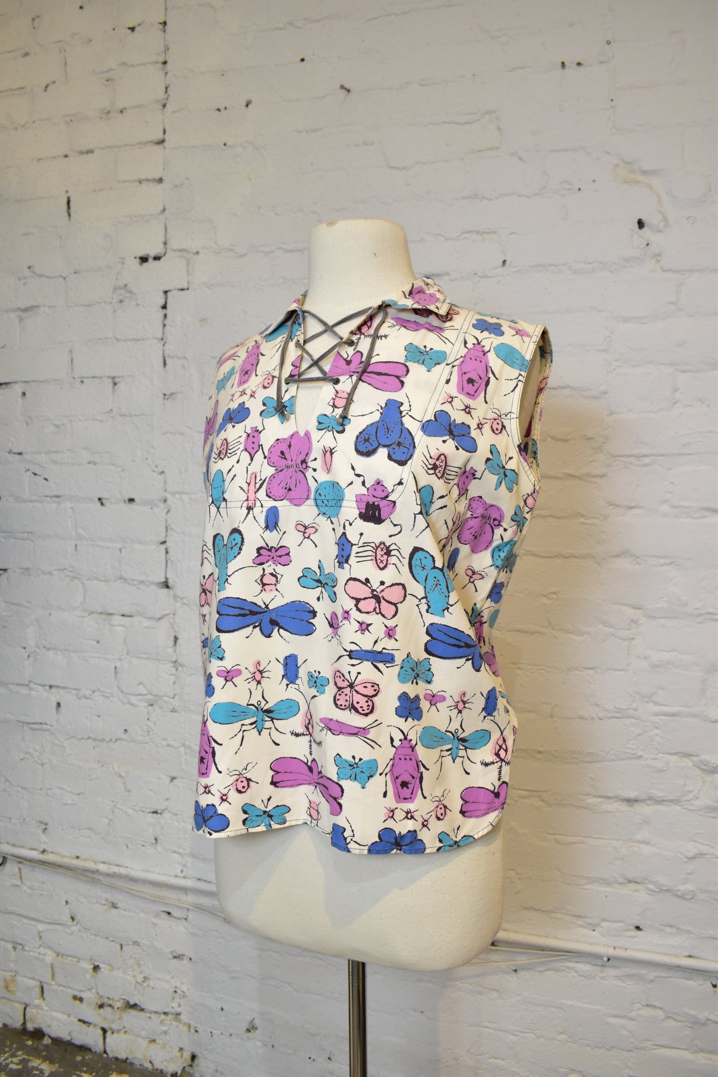 Vintage 1960s Novelty Bug Blouse Top