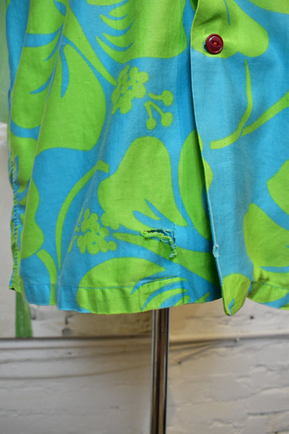 Vintage 1970s "Pomare-Tahiti" Tropical Button Down Shirt