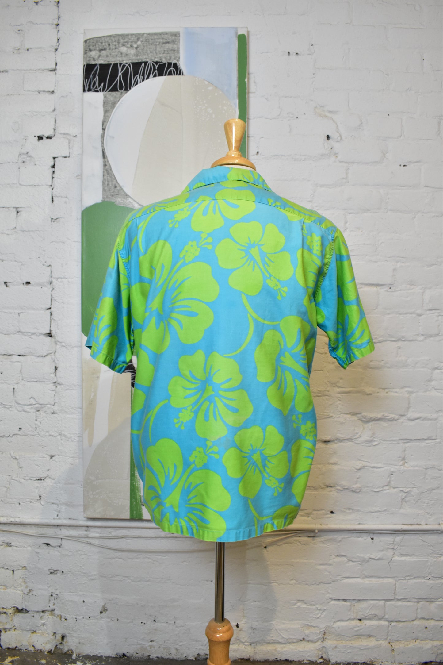 Vintage 1970s "Pomare-Tahiti" Tropical Button Down Shirt