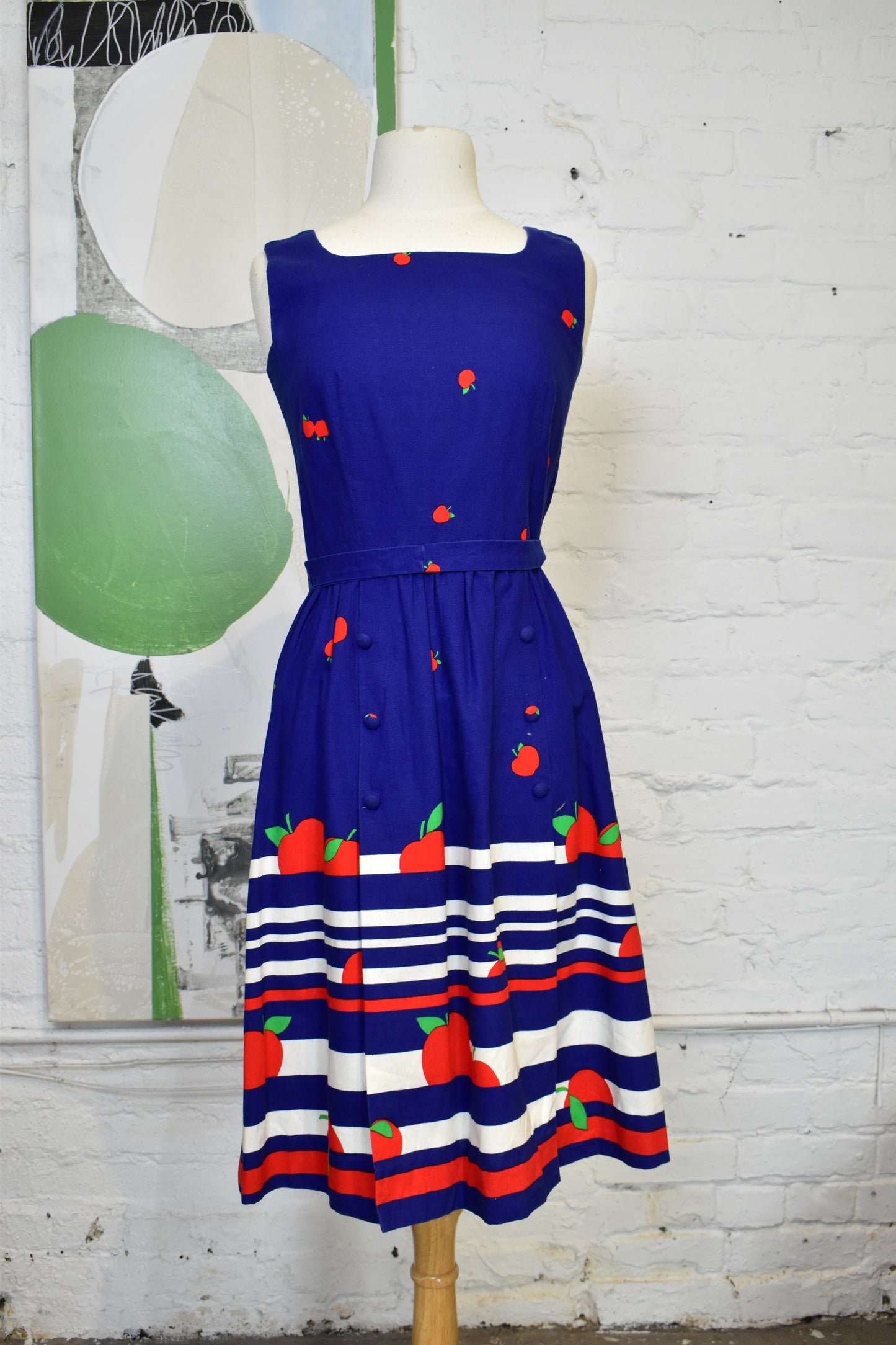 Vintage 1960s Malia Apple Print Summer Day Dress