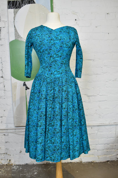 Vintage 1950s 1960s Blue Floral Taffeta Dress