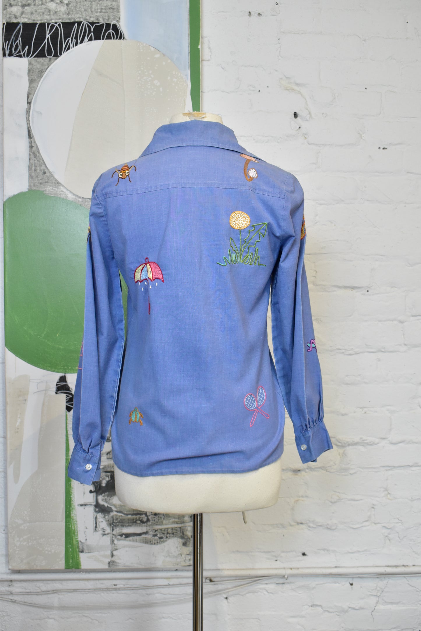 Vintage 1970s Womens Embroidered Chambray Blouse
