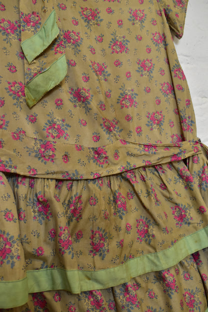 Vintage 1920s/1930s Silk Floral Girls Dress