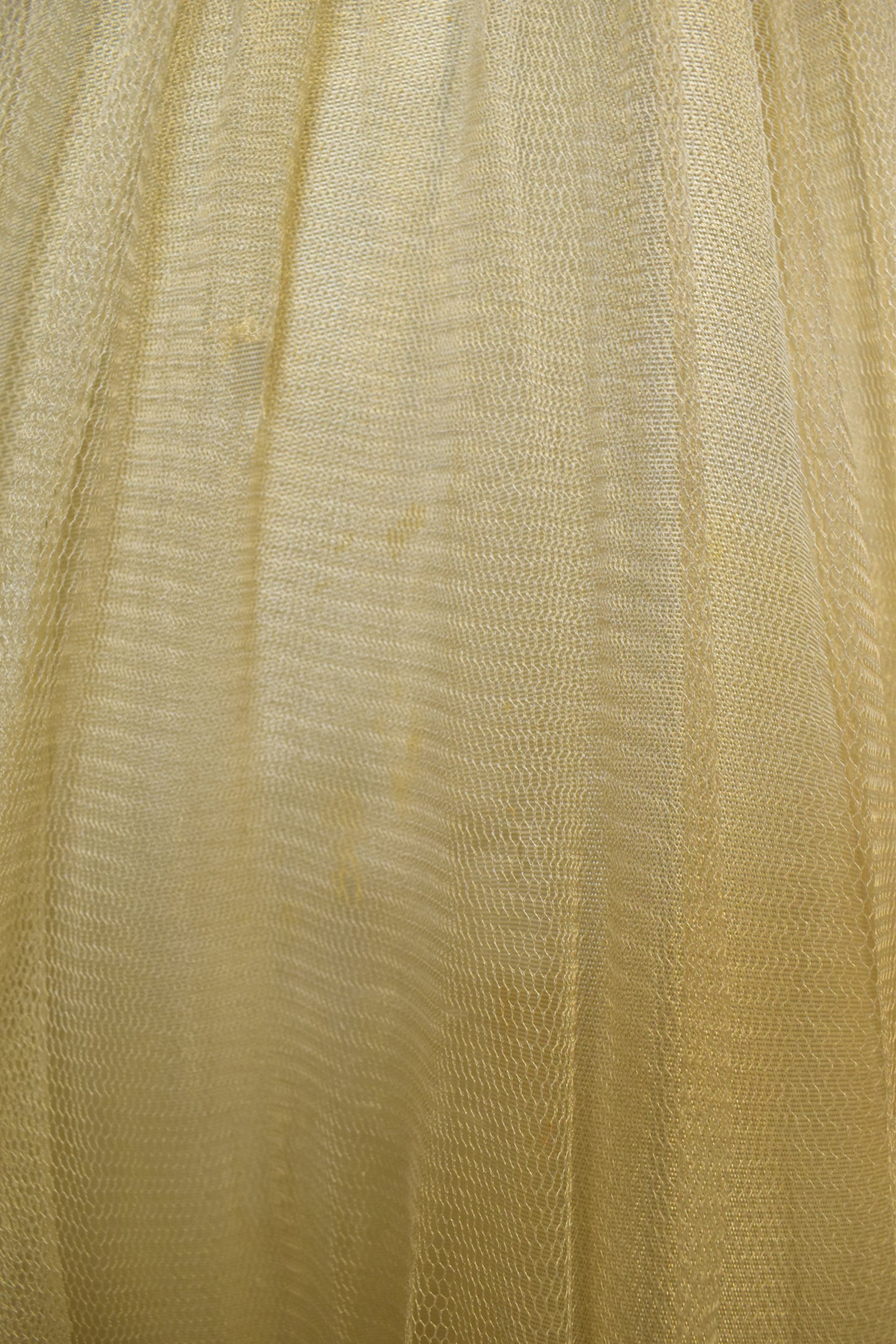 Vintage 1960's Ivory Lace and Tulle Long Sleeve Wedding Dress