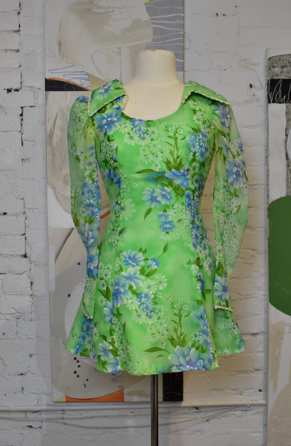 Vintage 1960s 1970s Floral Green Mini Dress