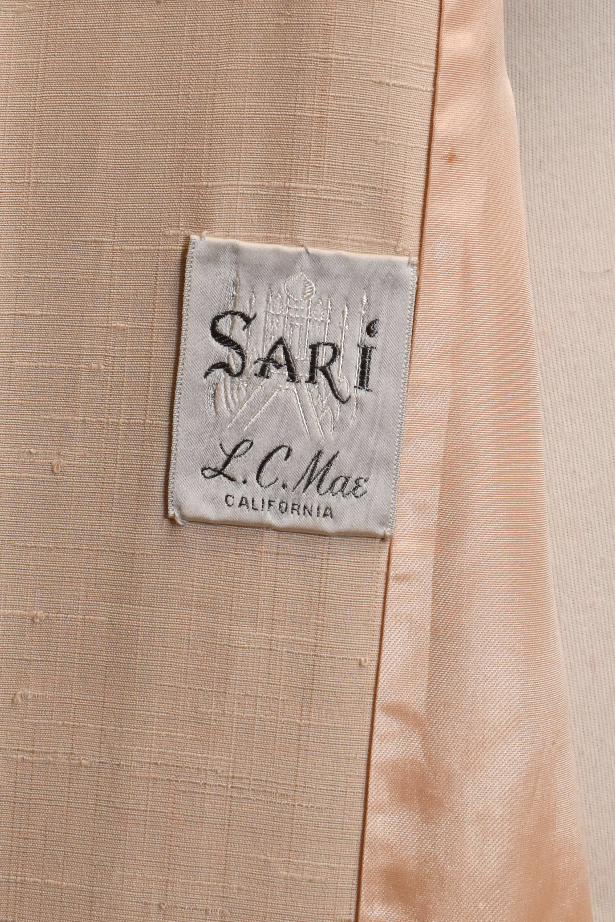 Vintage 1960s "L.C. Mae" Beige Light Coat