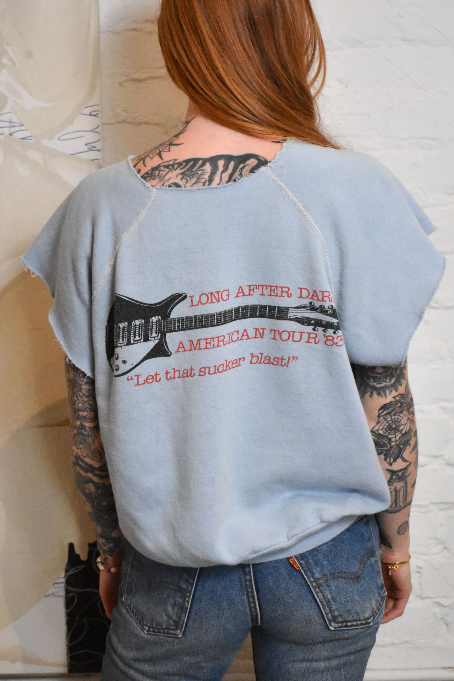 Vintage 1980s "Tom Petty & The Heartbreakers Long After Dark Let That Sucker Blast Tour" Cropped Sleeve Sweatshirt