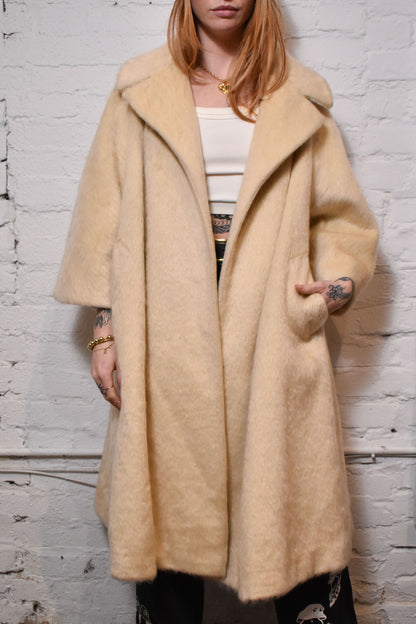 Vintage 1960s "Lilli Ann" Cream Coat