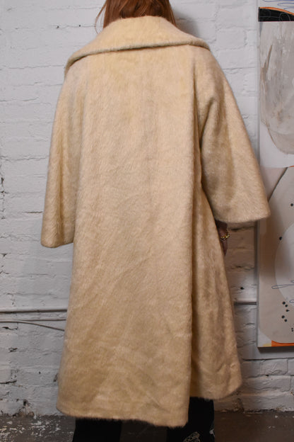 Vintage 1960s "Lilli Ann" Cream Coat