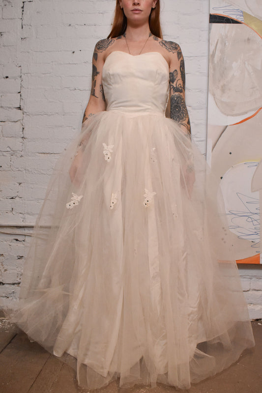 Vintage 1940s/50s Tulle Wedding Dress With Lace and Rhinestones