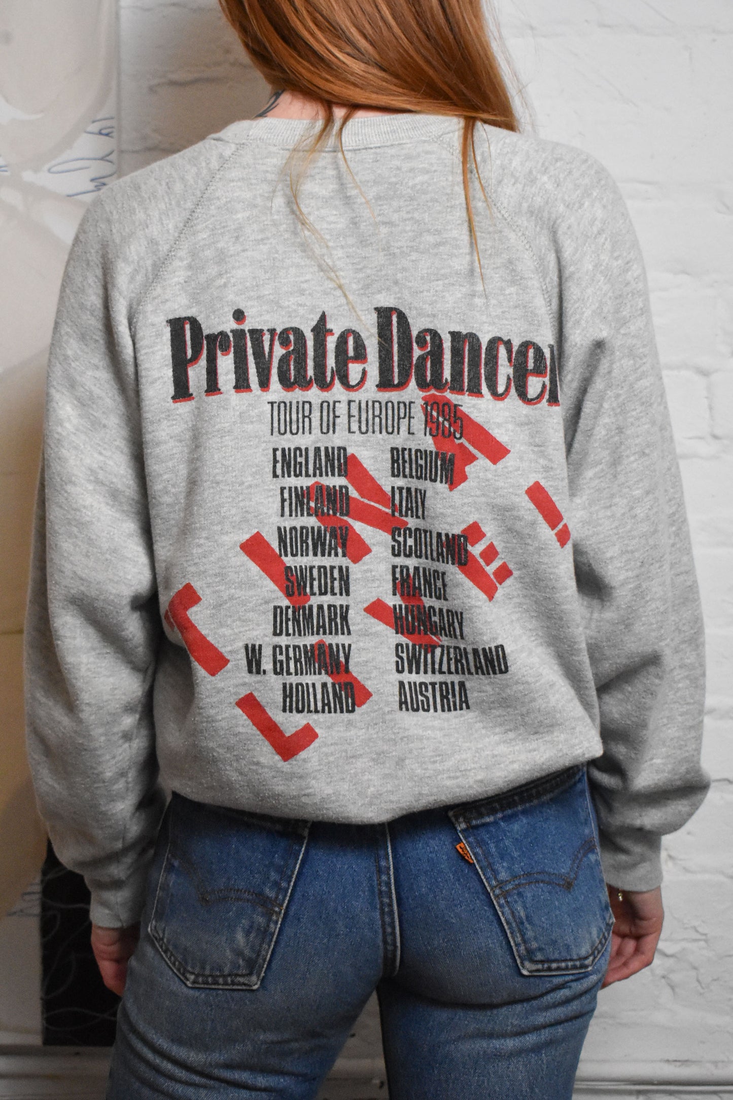 Vintage 1985 "Tina Turner Private Dancer Europe Tour" Sweatshirt