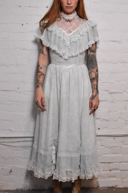 Vintage 1980s Gunne Sax White and Blue Floral Maxi Dress Prairie Style Dress by Jessica McClintock