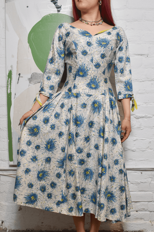 Vintage 1950s Floral Print Dress