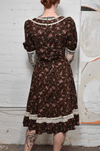 Vintage 1970s "Gunne Sax" Brown Floral Prairie Dress