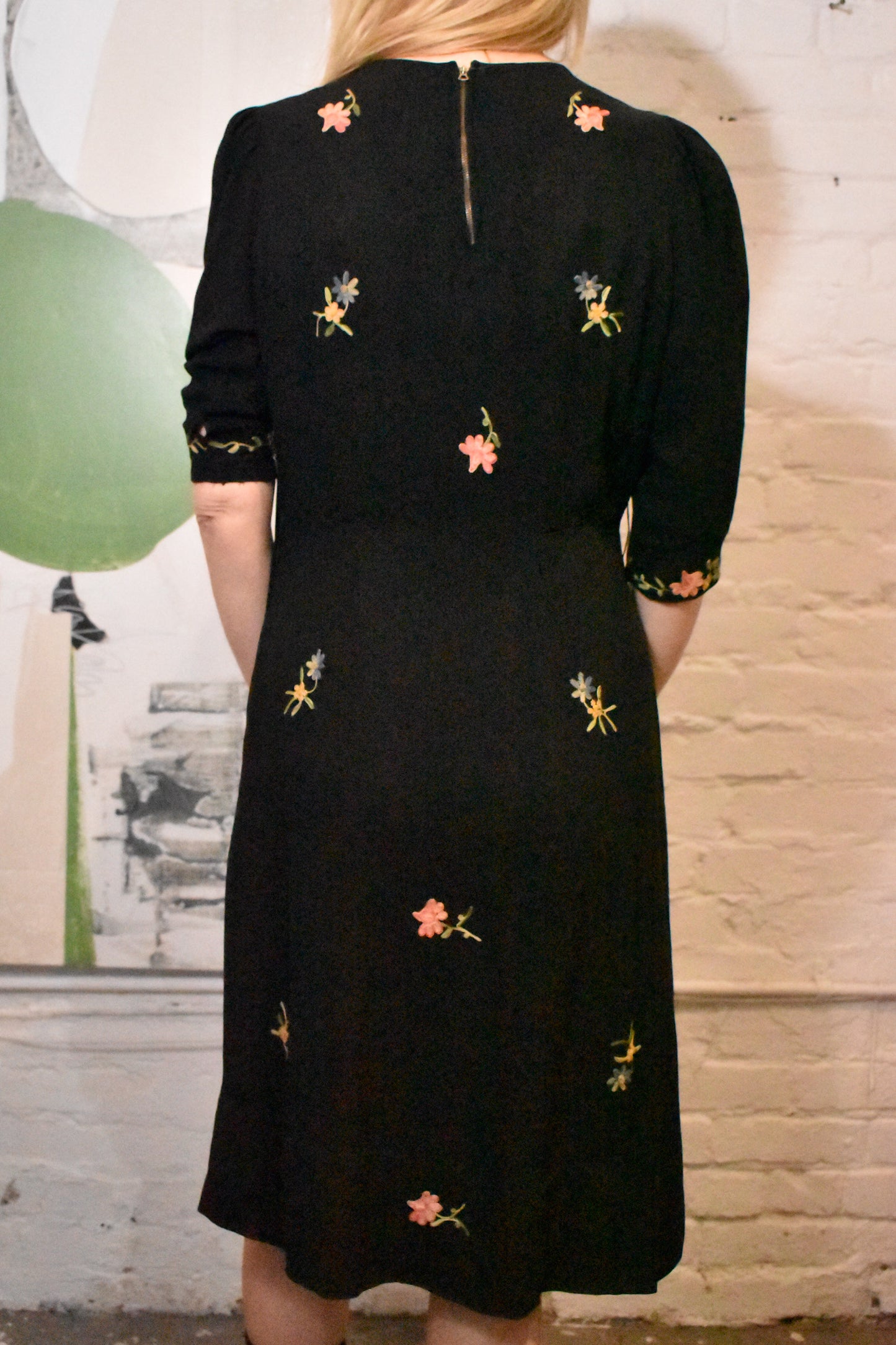 Vintage 1930s/40s Embroidered Floral Rayon Dress