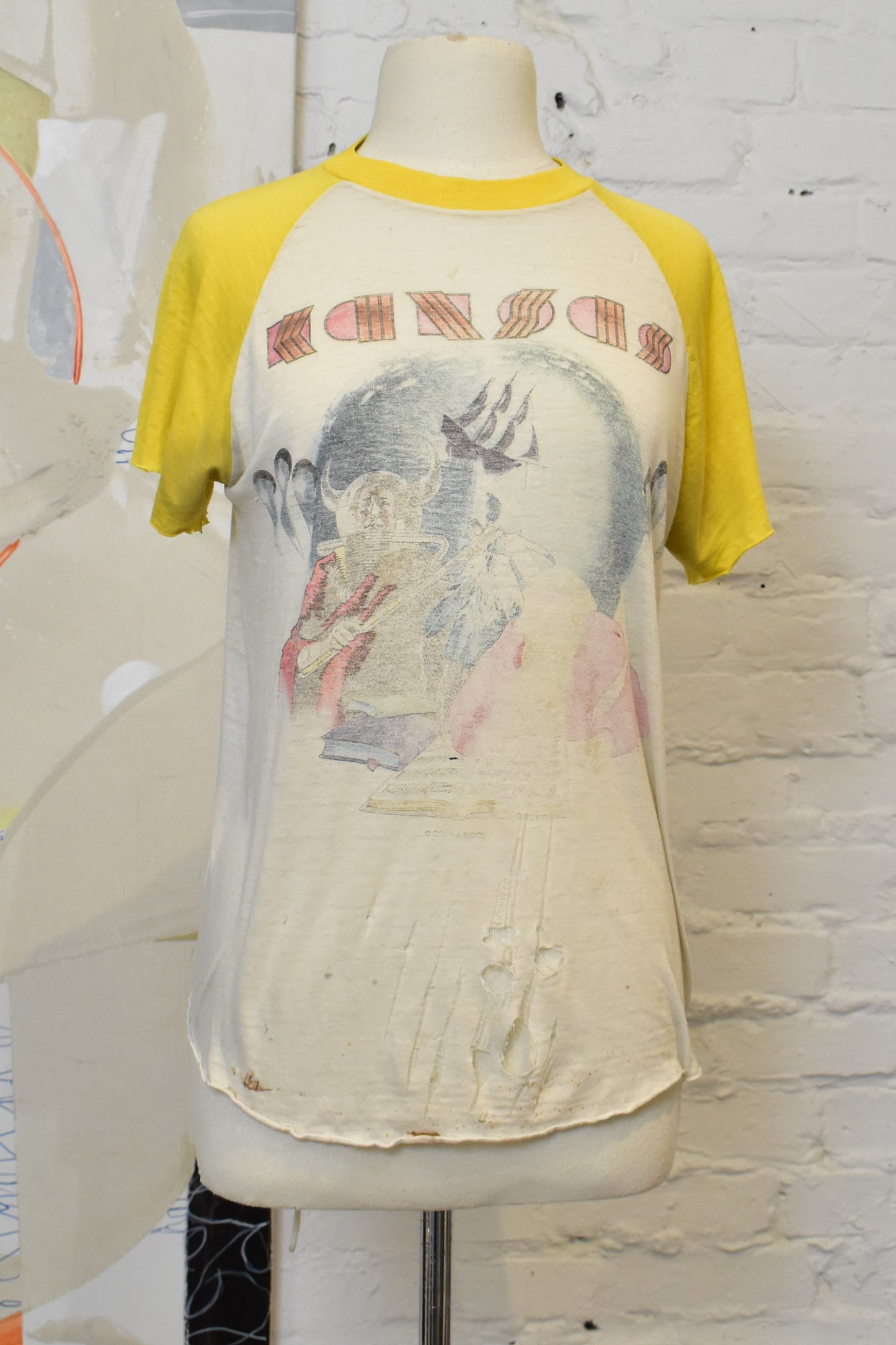 Vintage 1976 Kansas Corn & Blood Raglan T-shirt