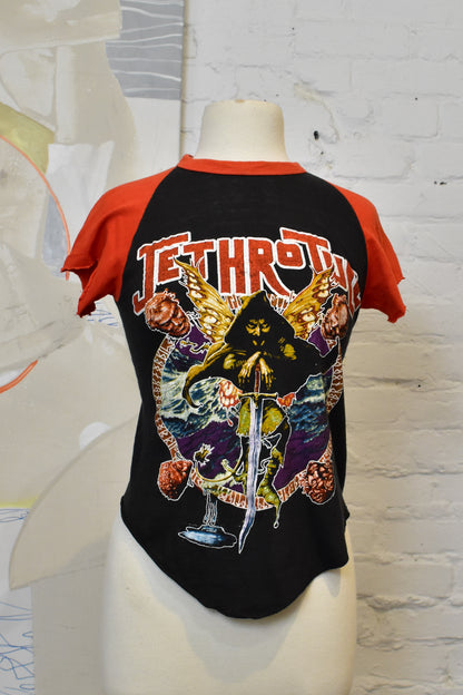 Vintage 1980s Jethro Tull Broadsword And The Beast Tour Concert Raglan T-shirt