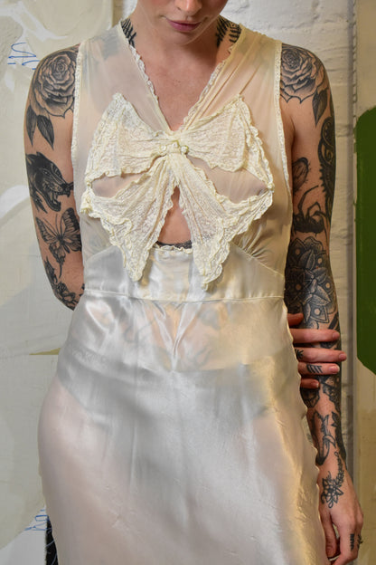 Vintage 1930s "Gilbreath" Pearl Silk Bias Cut Nightgown