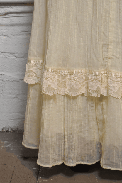 Vintage 1970s "Gunne Sax" Ivory Gauze Ruffle Maxi Dress