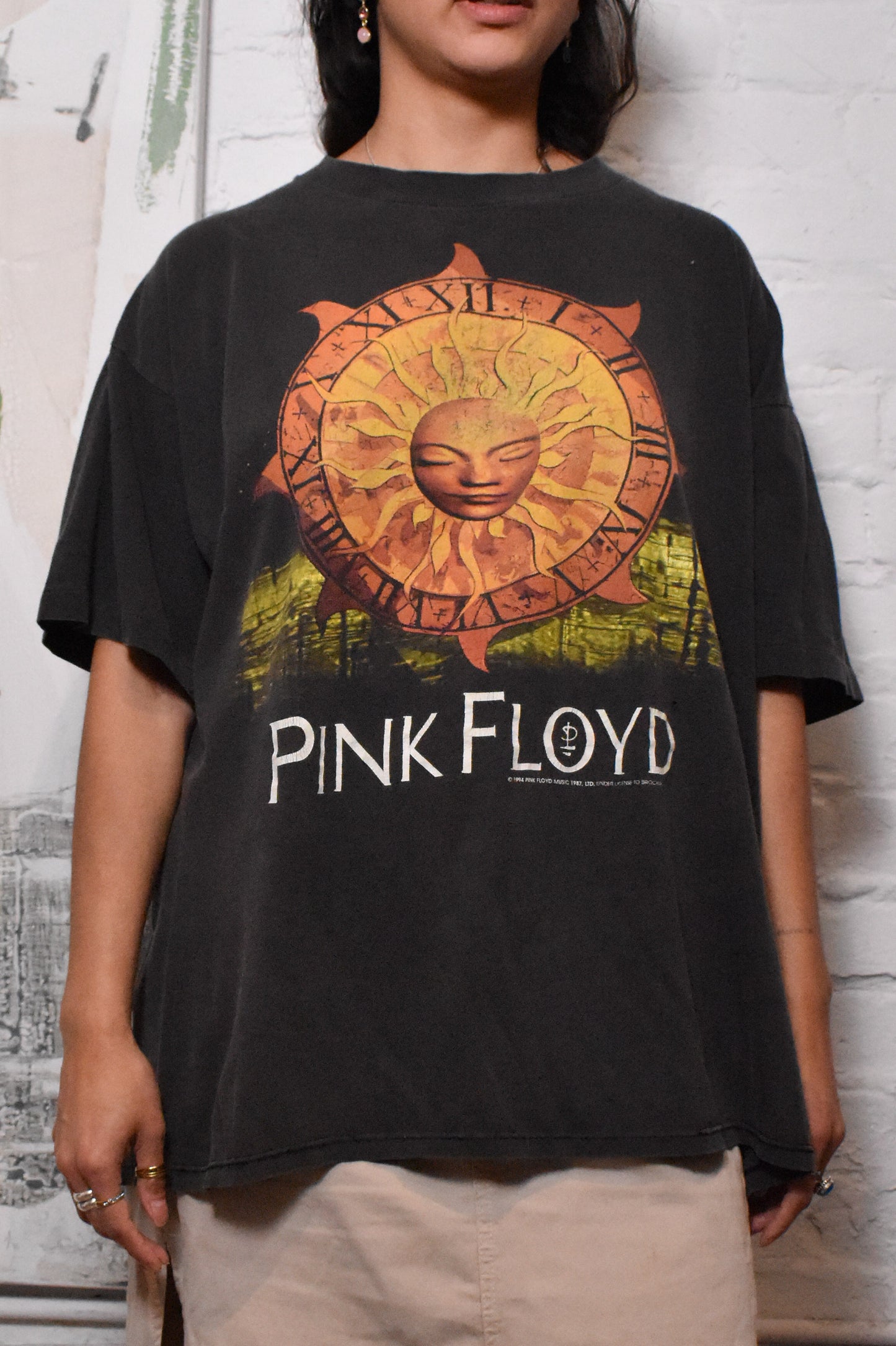 Vintage 1990s "Pink Floyd Sundial" Tour T-shirt