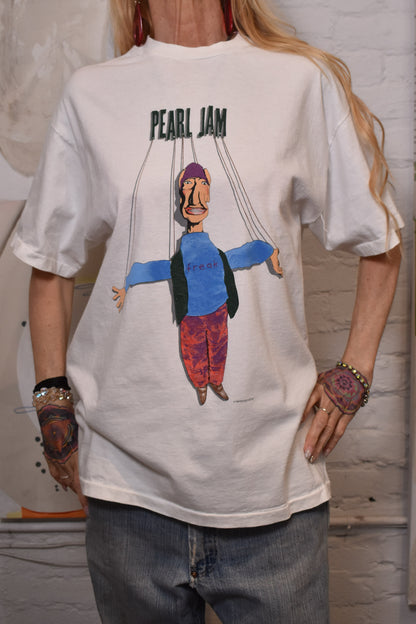 Vintage 1994 "Pearl Jam" Shallow Puppet Tour T-shirt