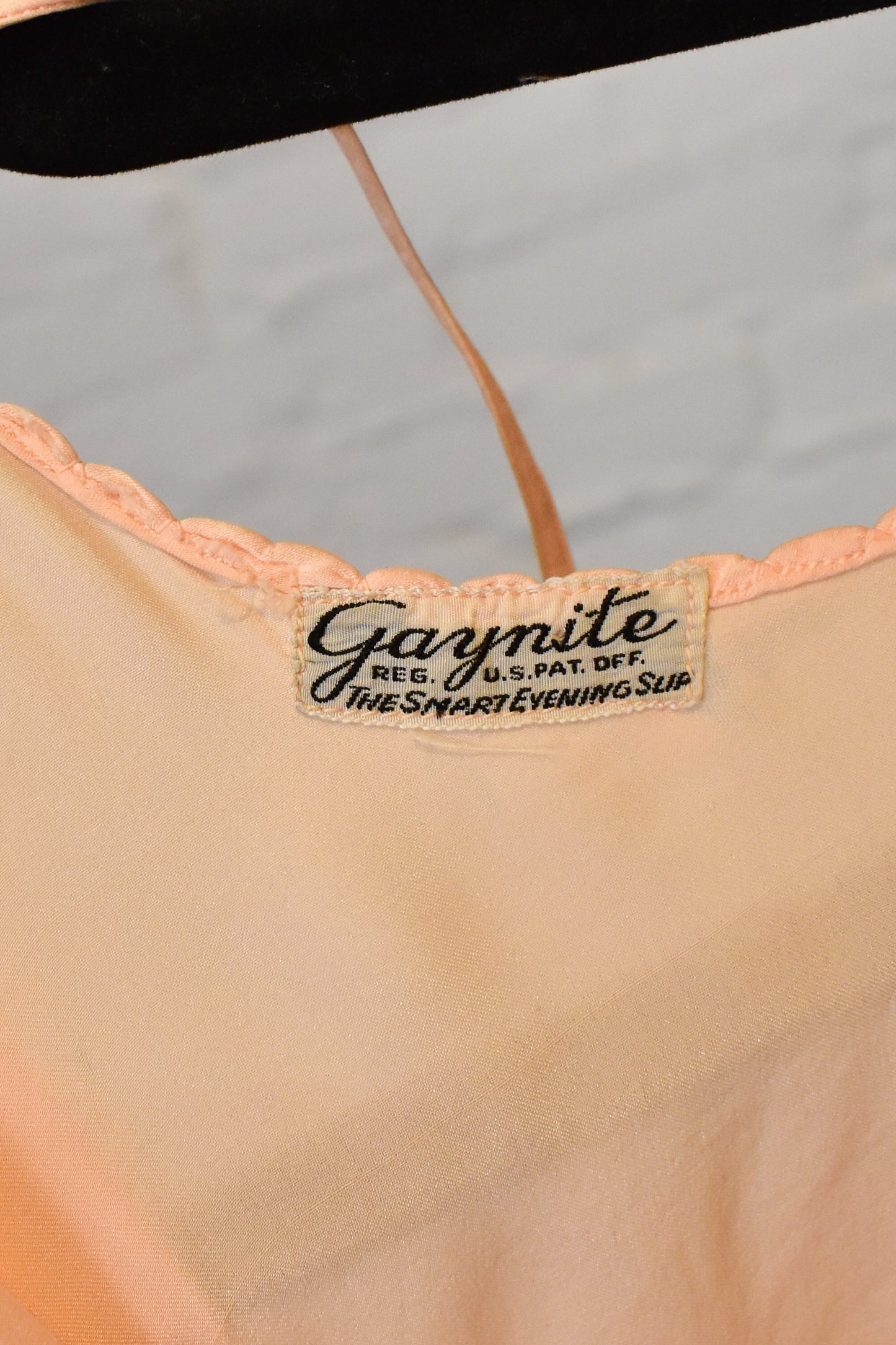 Vintage 1930s 1940s "Gaynite" Peach Silk Slip