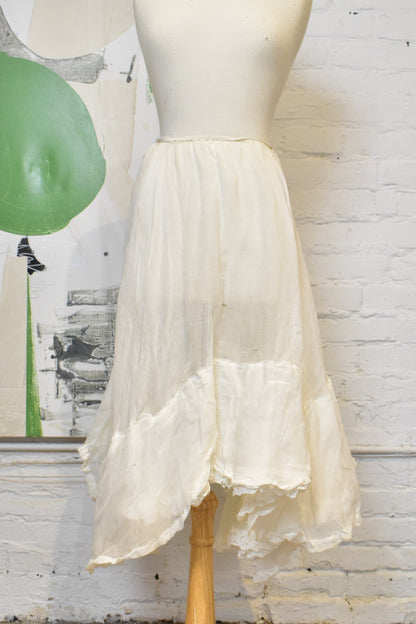 Vintage 1940s Gauzy Eyelet Lace Petticoat Slip Skirt