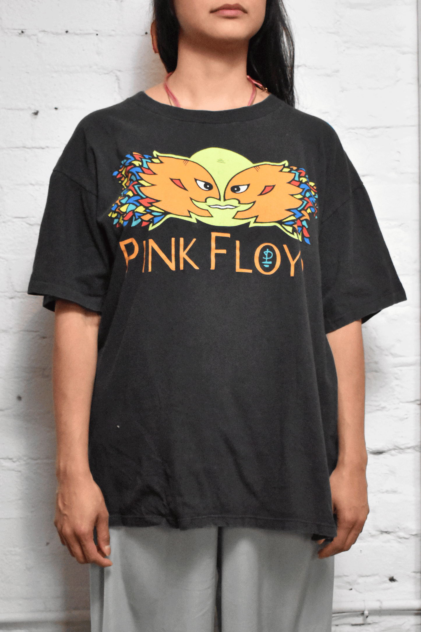 Vintage 1994 "Pink Floyd North America Tour" T-shirt