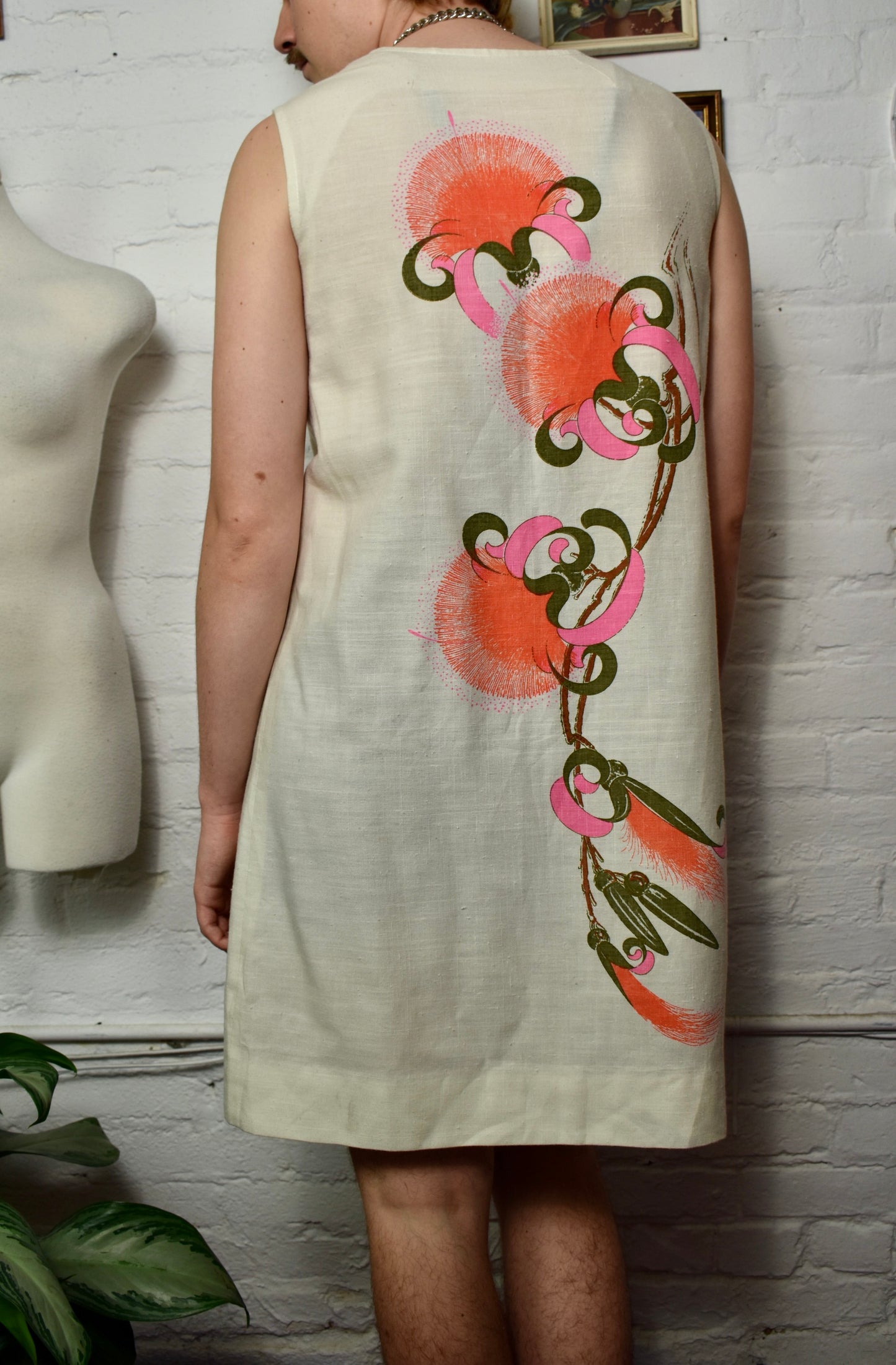 Vintage 60s "Shaheen" Sleeveless Psychedelic Dress