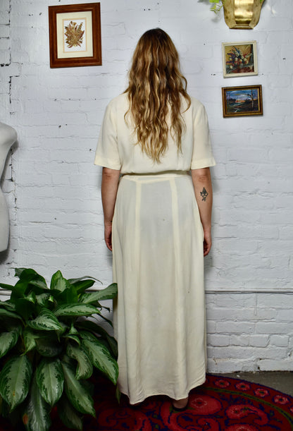 Vintage 1940's Cream Gown With Belt And Embroidery