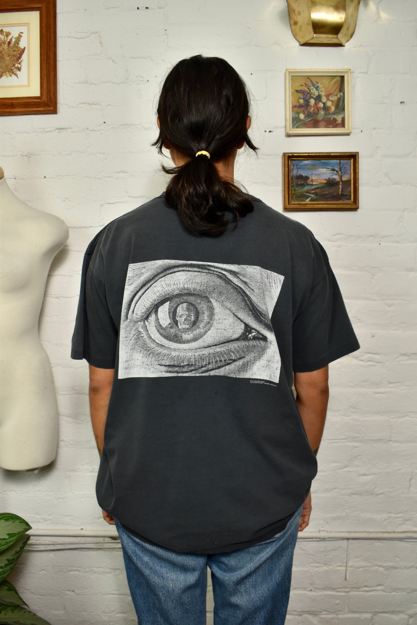 Vintage 90s M.C. Escher Skull Eye Graphic T-shirt