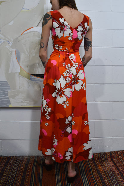 Vintage 1960's "Penney's Hawaii" Vibrant Floral Hawaiian Dress