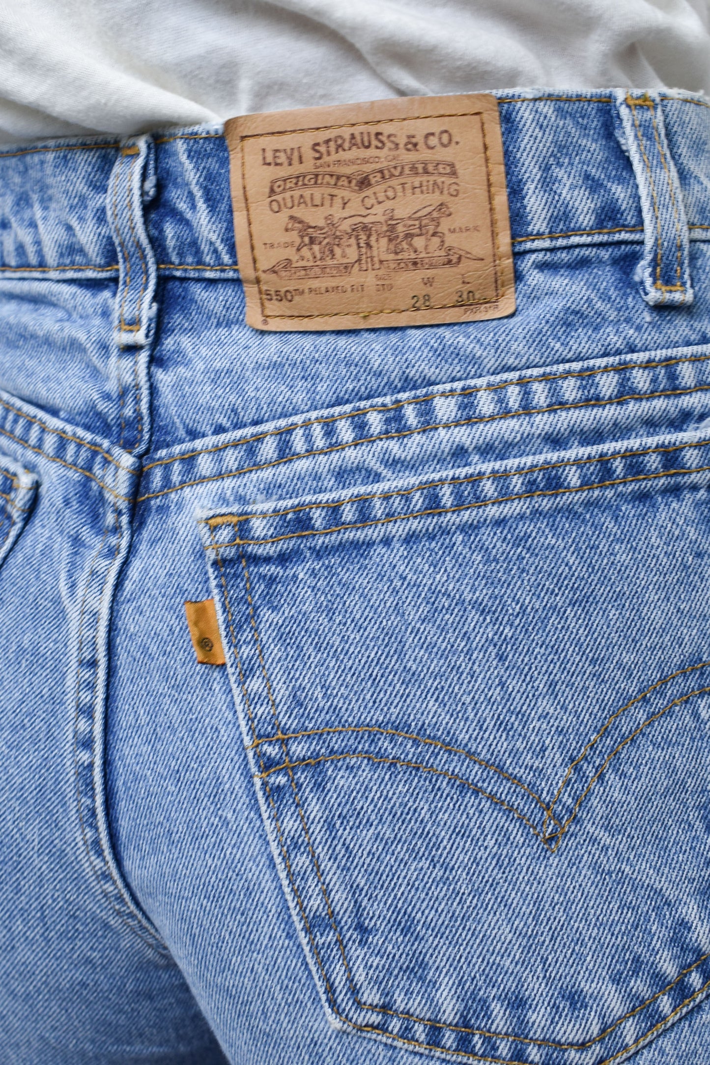 Vintage 550 "Levi's" High Waisted Jeans
