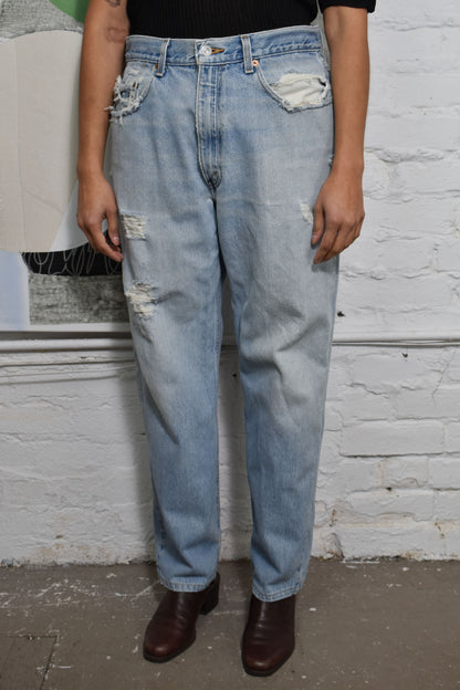 Vintage Thrashed Light Wash "Levis" 550 Jeans