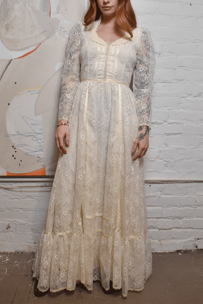 Vintage 70s "Gunne Sax" Ivory Lace Peasant Dress