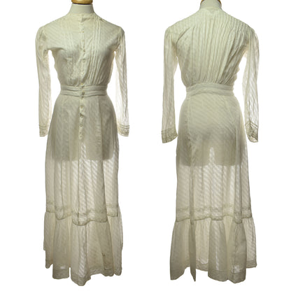 Antique Victorian Cotton Button Up Lace Detail Dress