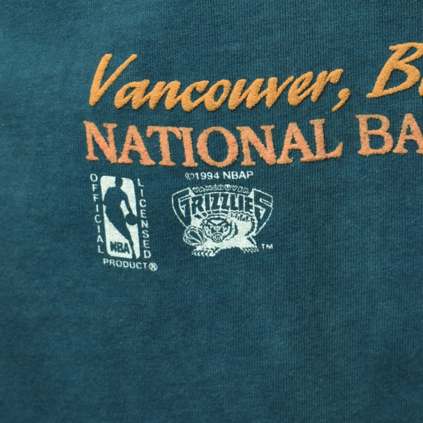 Vintage 90s Vancouver Grizzlies National Basketball Association NBA Single Stitch T-shirt Size L