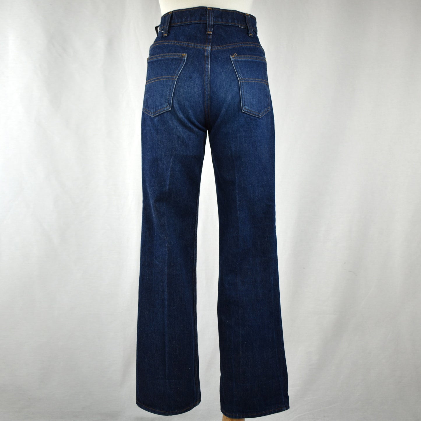 Vintage 1970s Montgomery Ward Bell Bottom Jeans Indigo Blue Denim Scovill Zipper
