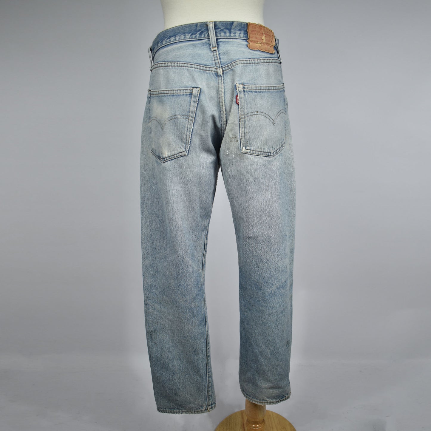 Vintage 501 Levi's Light Wash Made in USA Blue Jeans