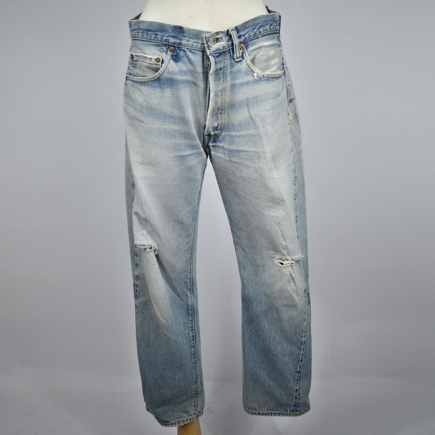 Vintage 501 Levi's Light Wash Made in USA Blue Jeans