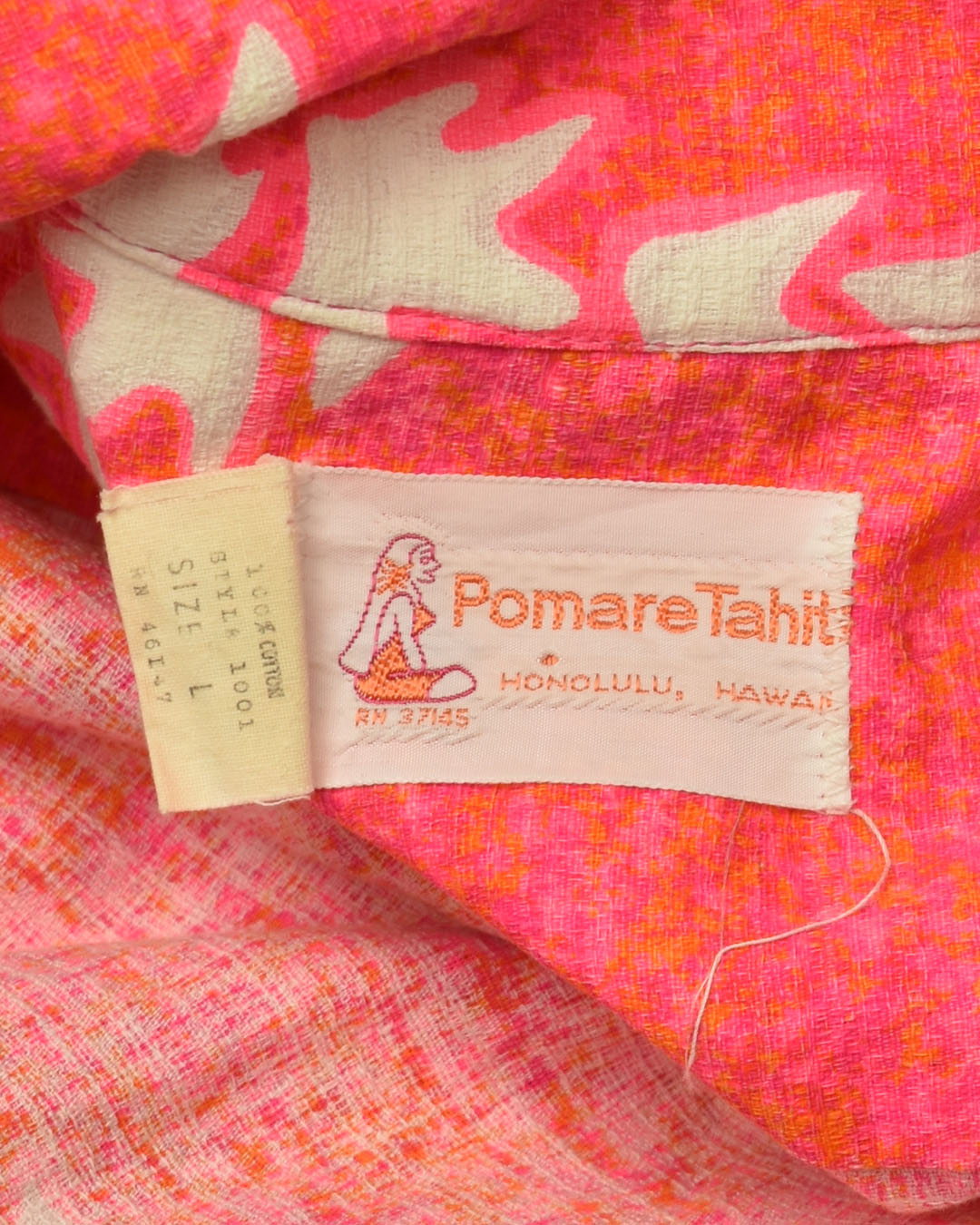 Vintage 70s Pomare Tahiti Hawaiian Honolulu Electric Pink Shirt Made in Hawaii Size L