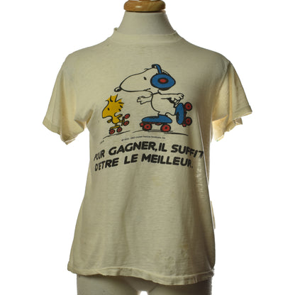 Vintage Cute Single Stitch Snoopy Roller Skating "Pour gagner, il suffit d'etre le meilleur" Graphic Screen Stars Tee